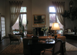 European Eclectic Interior Design - Elegant Living Room